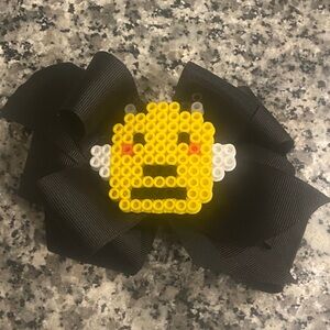 NWOT HANDMADE bumblebee perler hairbow